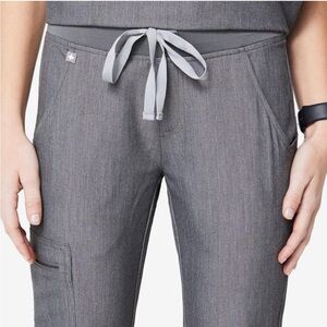 FIGS ZAMORA GRAY JOGGER SCRUB PANTS